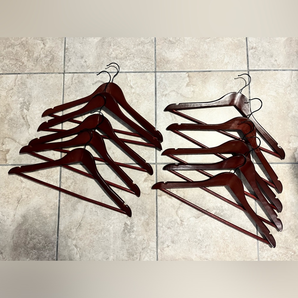 Set of 10 wood hangers for adult-size clothes - Walnut brown with black hooks